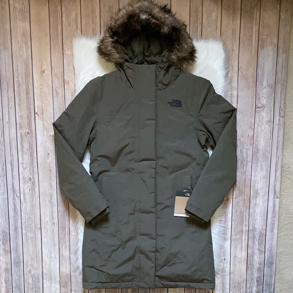 The North Face Women’s Arctic Parka Waterproof Coat - Picture 2 of 9